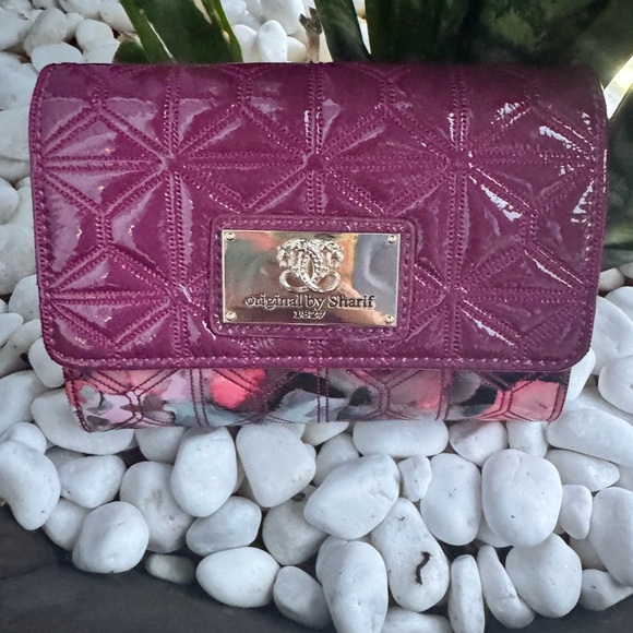 Sharif Handbags - Sharif 1827 Patent Leather Floral Wallet Clutch